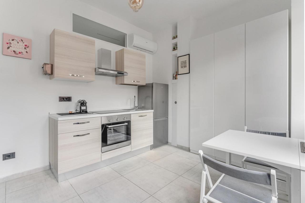 Metro M1 - Smart Home, Fast Free Wifi & Netflix Milano Exteriör bild