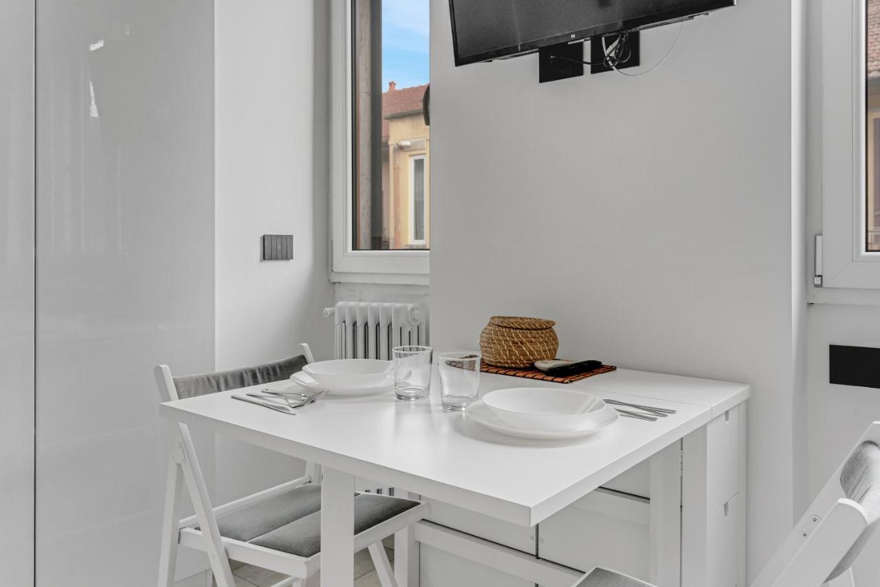 Metro M1 - Smart Home, Fast Free Wifi & Netflix Milano Exteriör bild