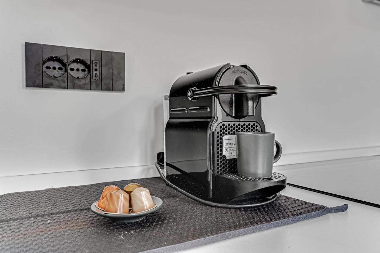 Metro M1 - Smart Home, Fast Free Wifi & Netflix Milano Exteriör bild